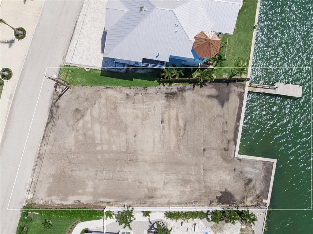 325 SUNRISE DRIVE photo 7
