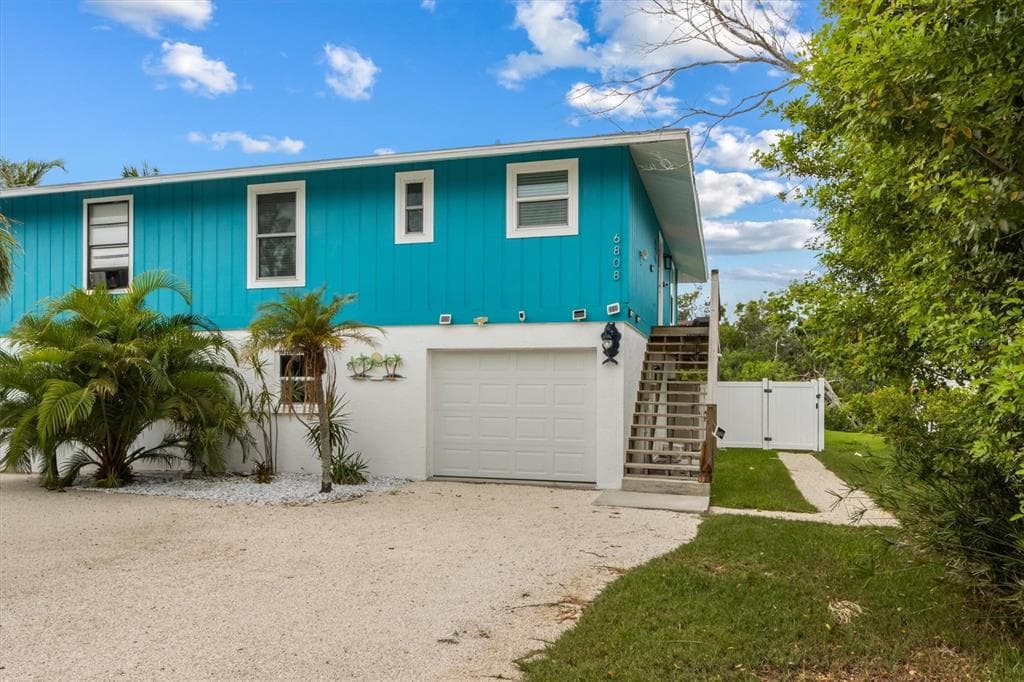 6808 PALM DRIVE B photo 1
