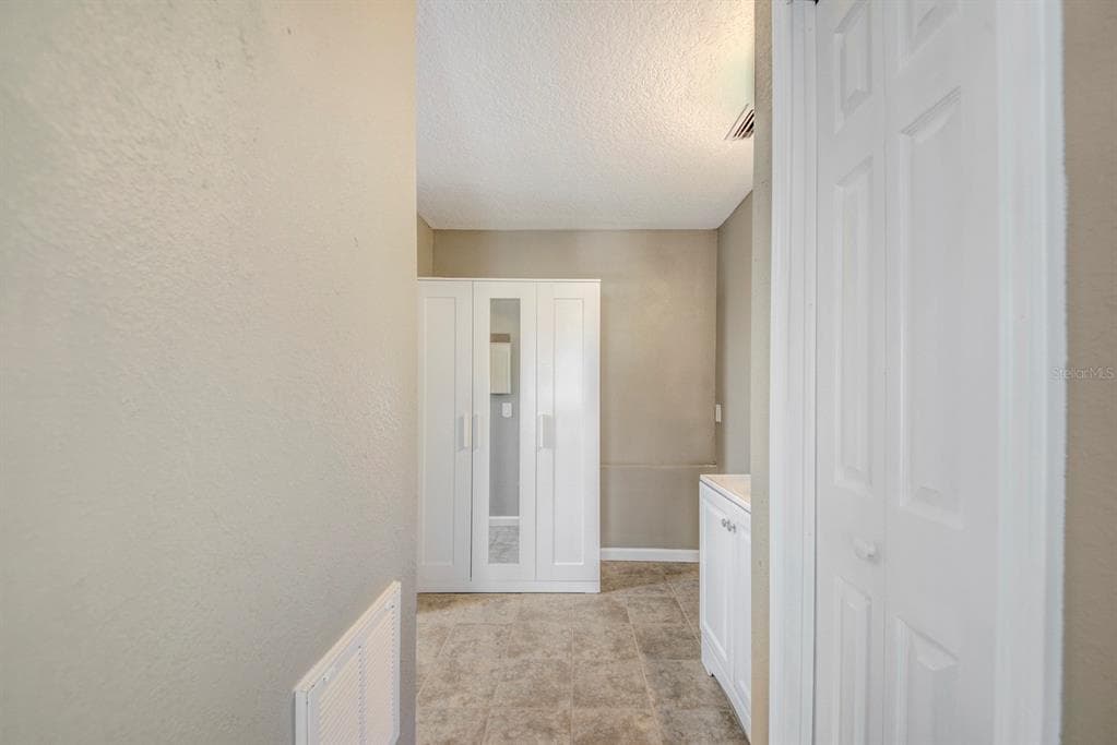 4266 DELEON DRIVE photo 21