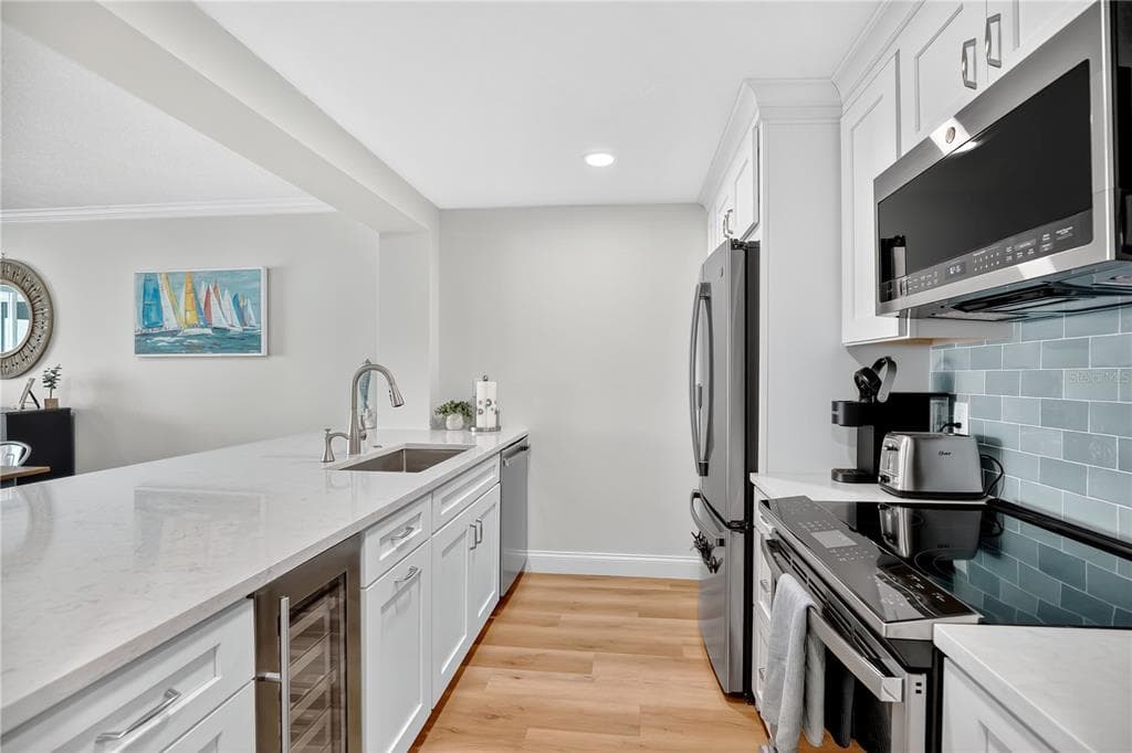 4505 S ATLANTIC AVENUE 305 photo 12