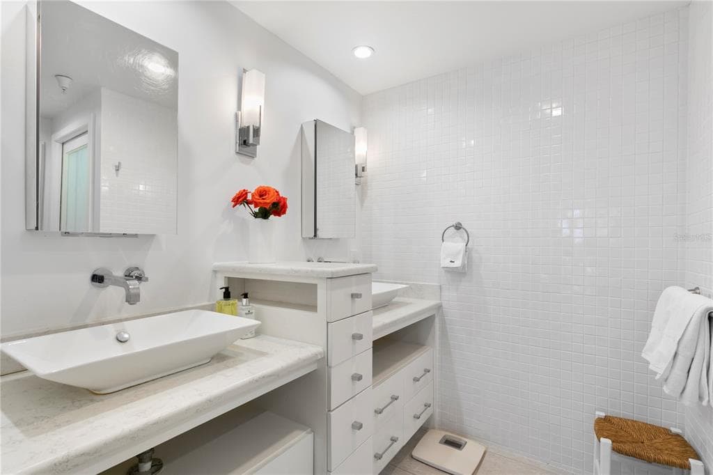 4993 BACOPA LANE S 304 photo 19
