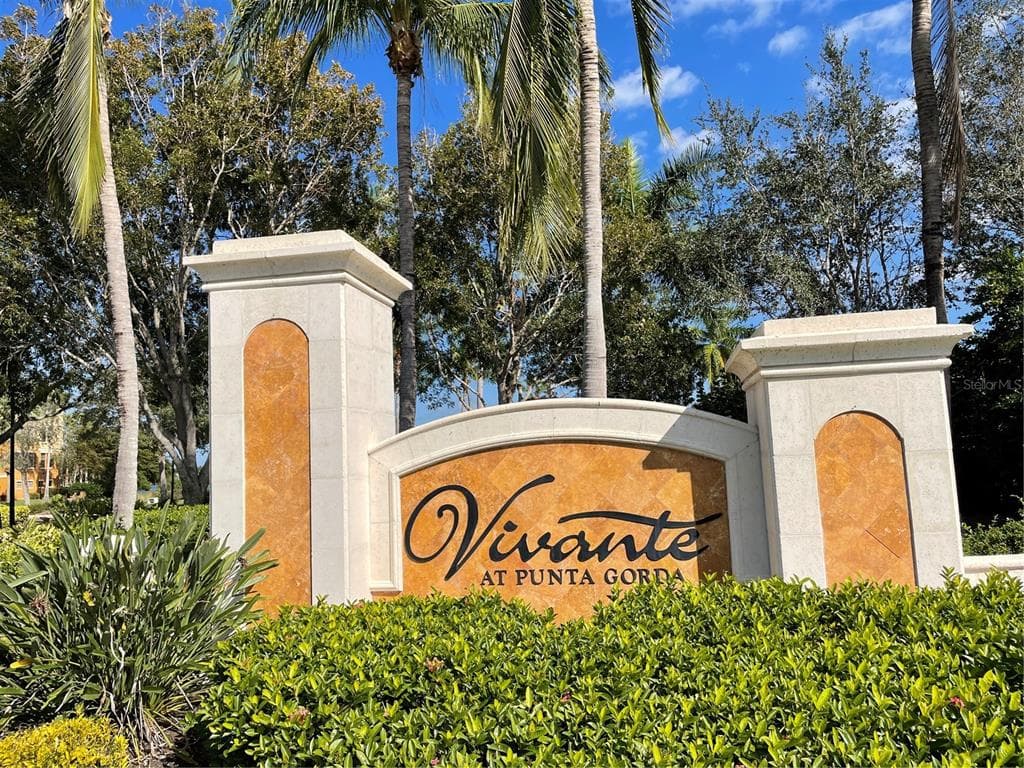 85 VIVANTE BOULEVARD 8534 photo 3
