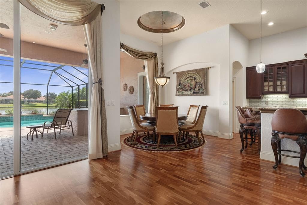 62 OAK VIEW CIRCLE photo 16