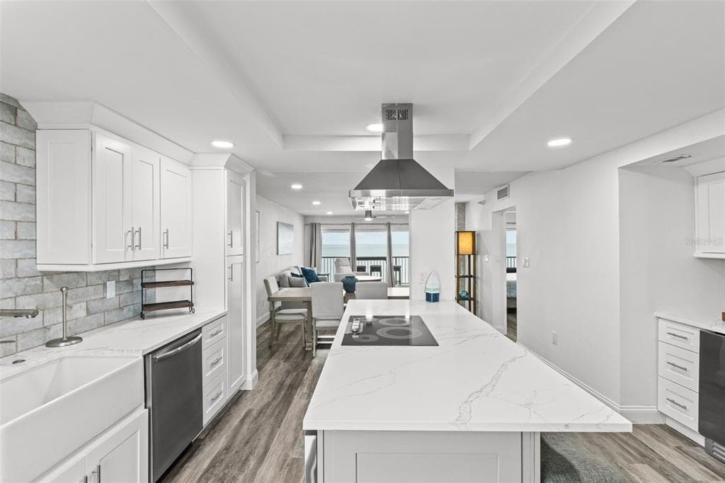 14950 GULF BOULEVARD 503 photo 5