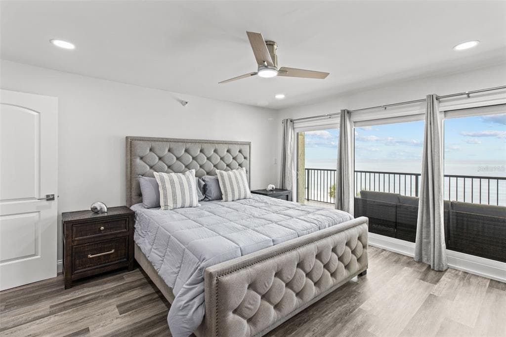 14950 GULF BOULEVARD 503 photo 18