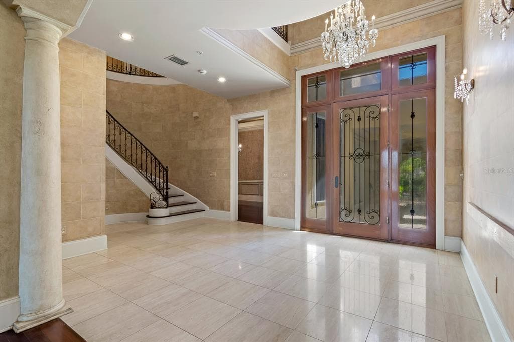 1029 ROYAL PASS ROAD photo 12