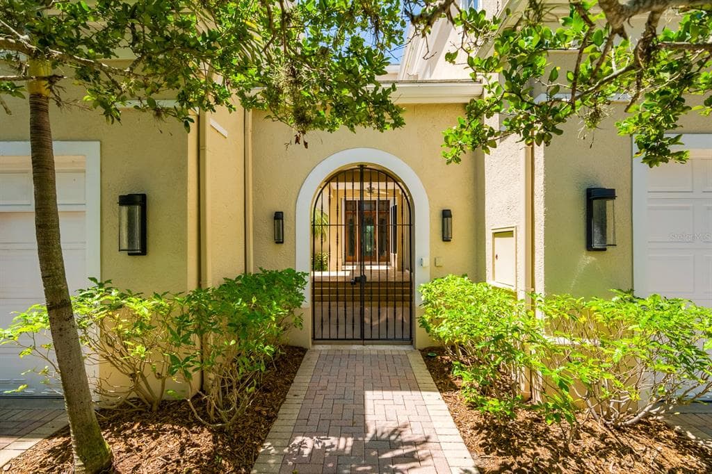 1029 ROYAL PASS ROAD photo 8