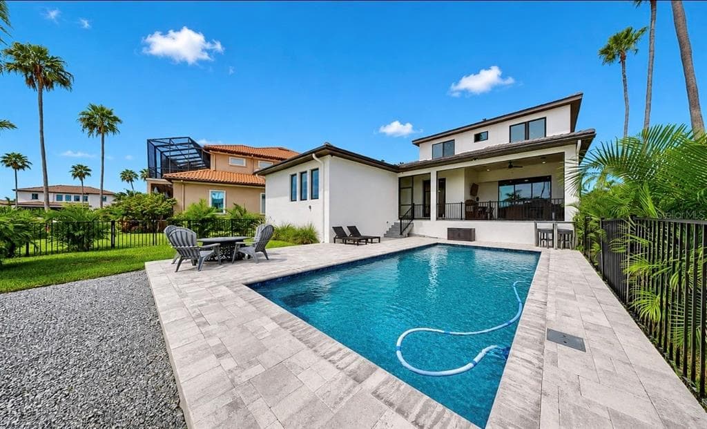 1406 ALHAMBRA DRIVE photo 2