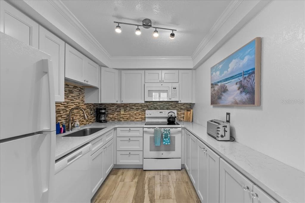 2625 S ATLANTIC AVENUE 11NW photo 8
