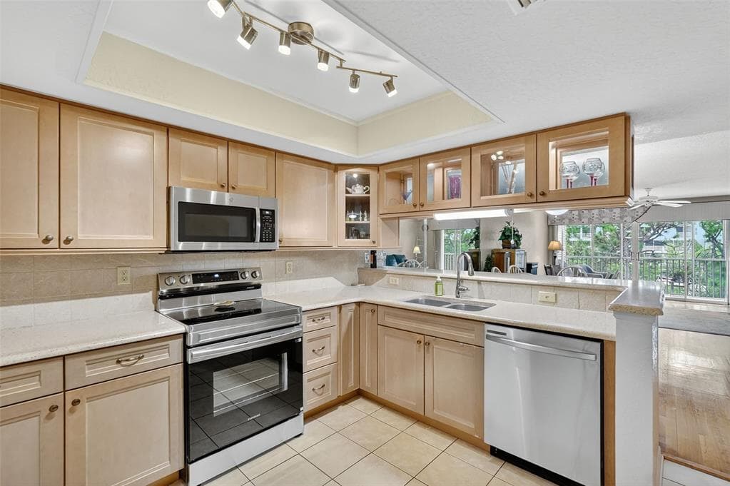 14879 SEMINOLE TRAIL photo 6