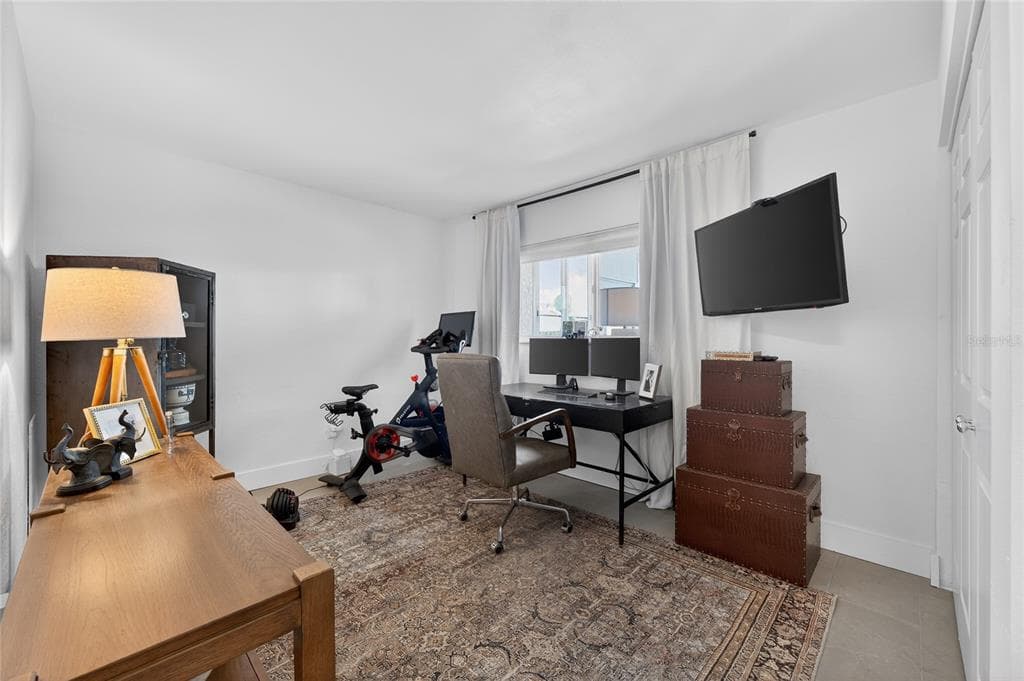 4091 13TH WAY NE photo 15