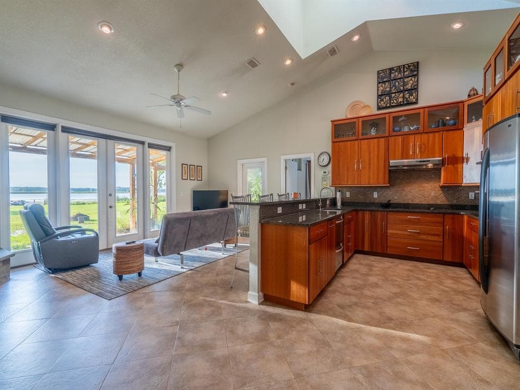 25212 E HIGHWAY 316 photo 16