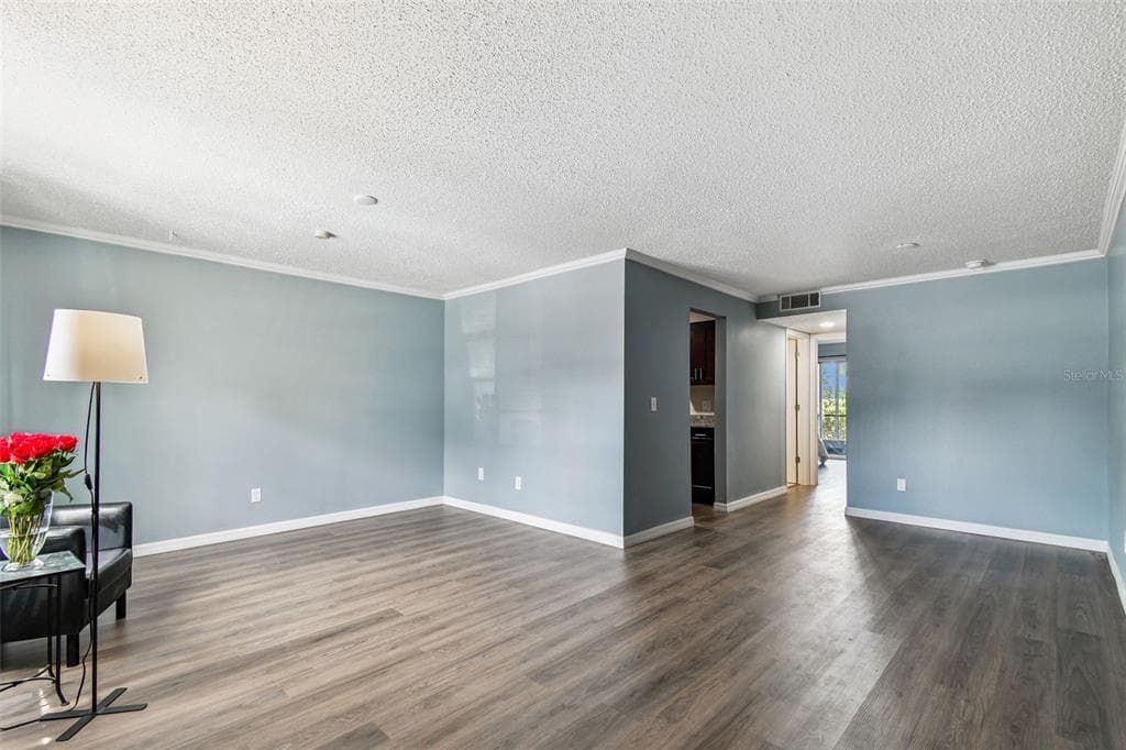 9115 TUDOR DRIVE E106 photo 10