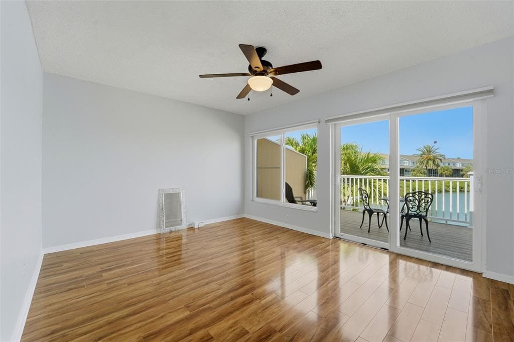 833 E GULF BOULEVARD 103 photo 24