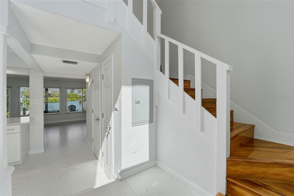 833 E GULF BOULEVARD 103 photo 4