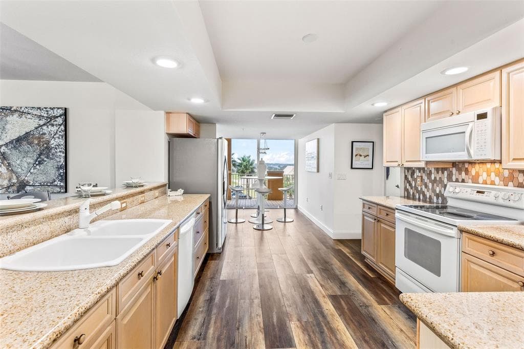 3145 S ATLANTIC AVENUE 405 photo 16