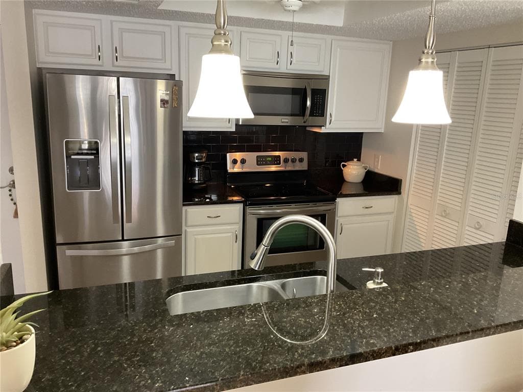 25188 MARION AVENUE D207 photo 15