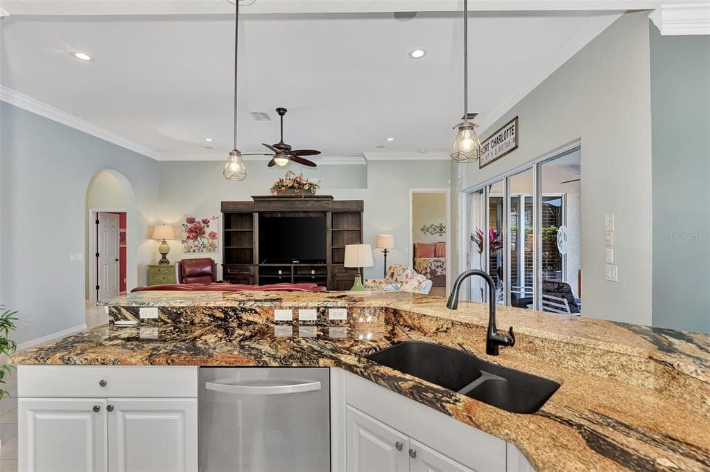 13335 GOLF POINTE DRIVE photo 16