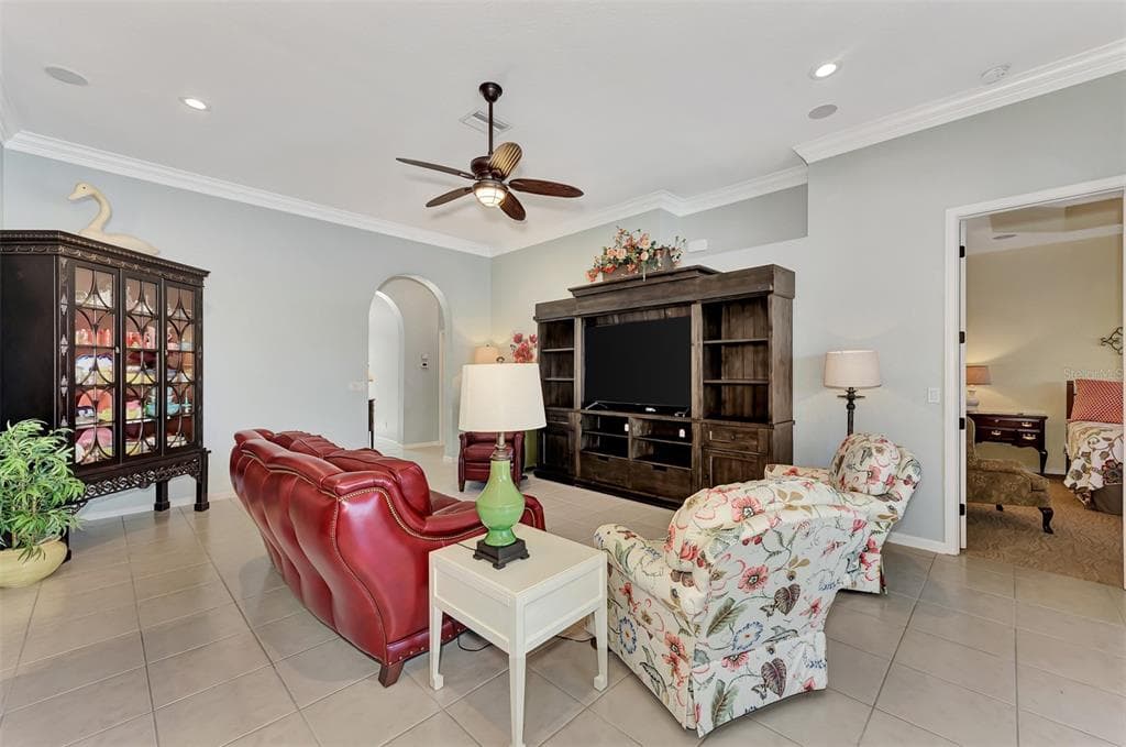 13335 GOLF POINTE DRIVE photo 9
