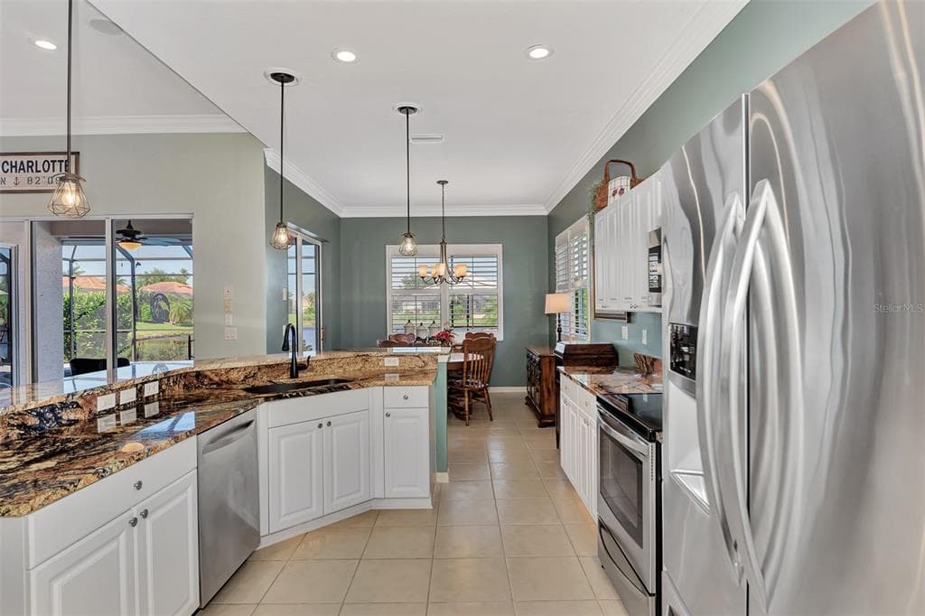 13335 GOLF POINTE DRIVE photo 18