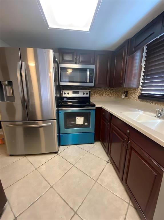1817 DARTMOUTH DRIVE photo 10