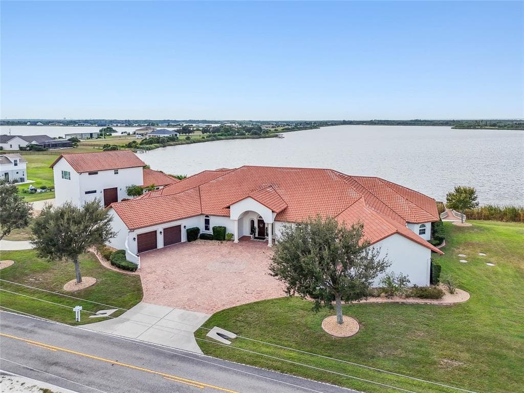 3215 GULF CITY ROAD photo 3