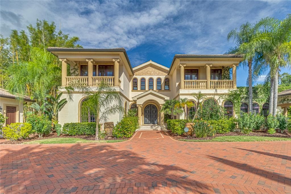 117 BELLAMERE PALMS COURT 1