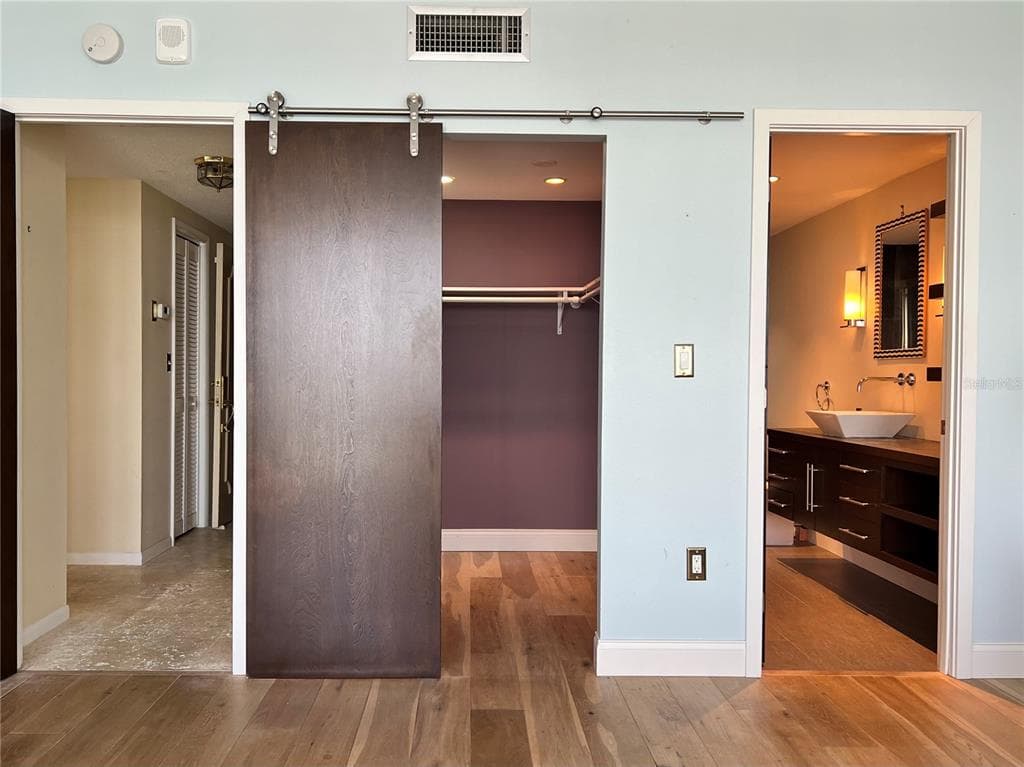 100 PIERCE STREET 1001 photo 16