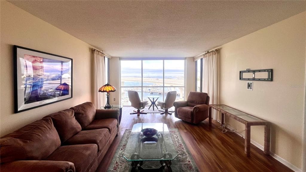 100 PIERCE STREET 1001 photo 7