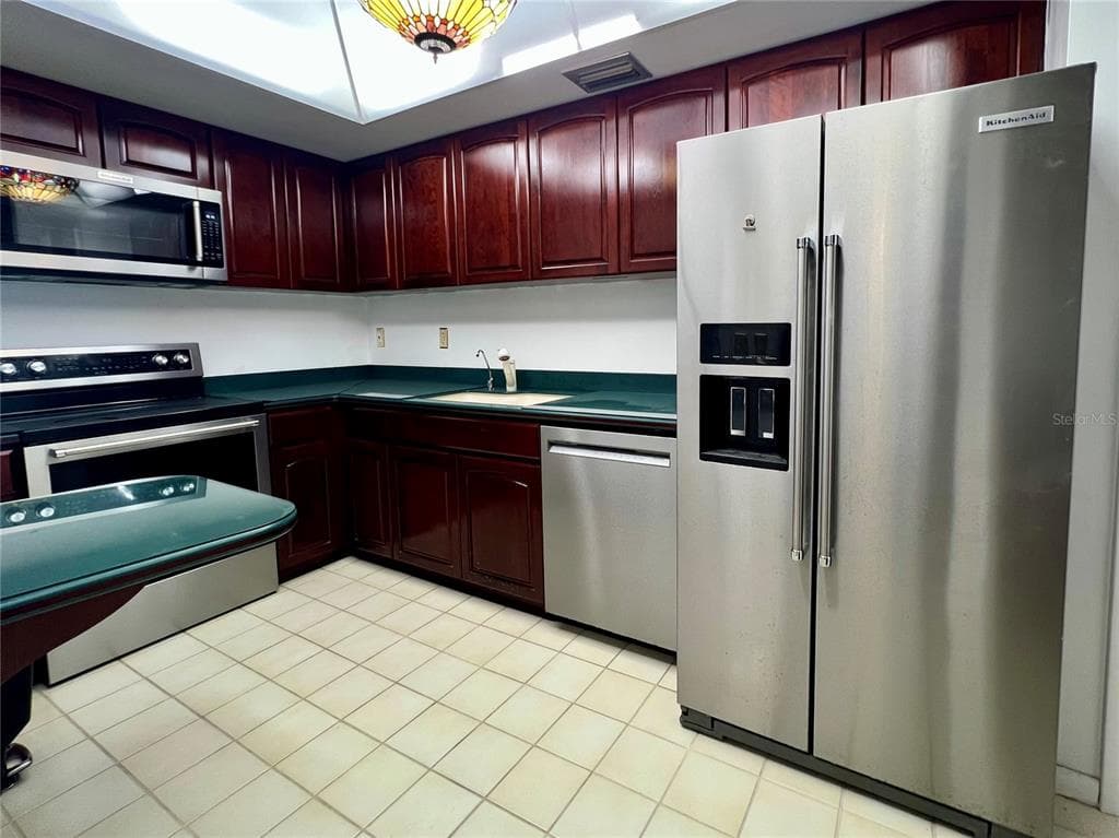 100 PIERCE STREET 1001 photo 11