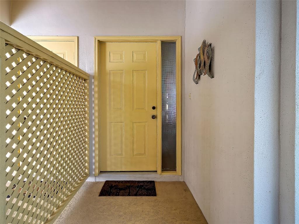 220 SOUTHAMPTON DRIVE 325 photo 8
