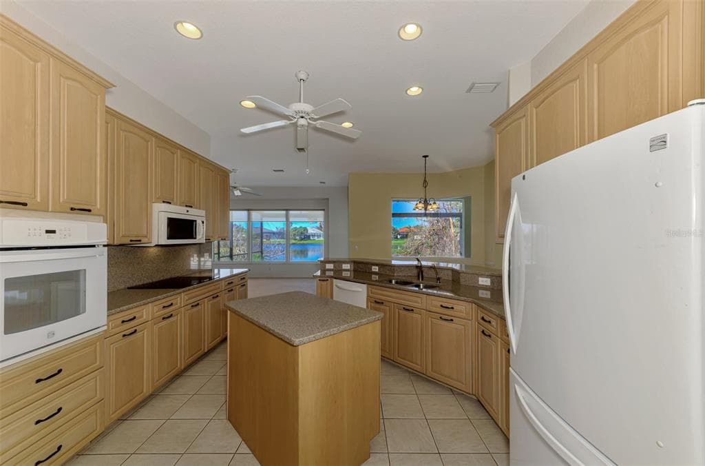 3487 PENNYROYAL RD. photo 20