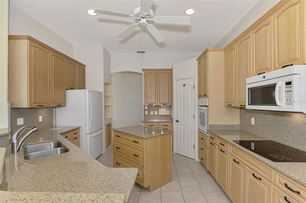 3487 PENNYROYAL RD. photo 18