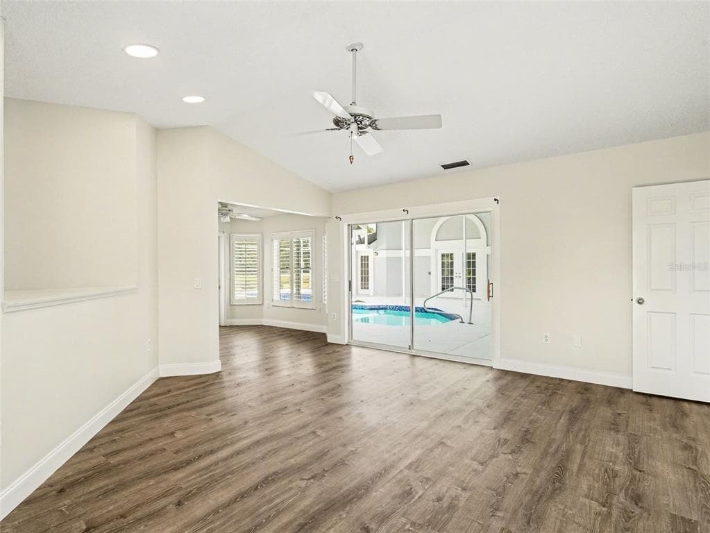 7505 WEEPING WILLOW BOULEVARD photo 17