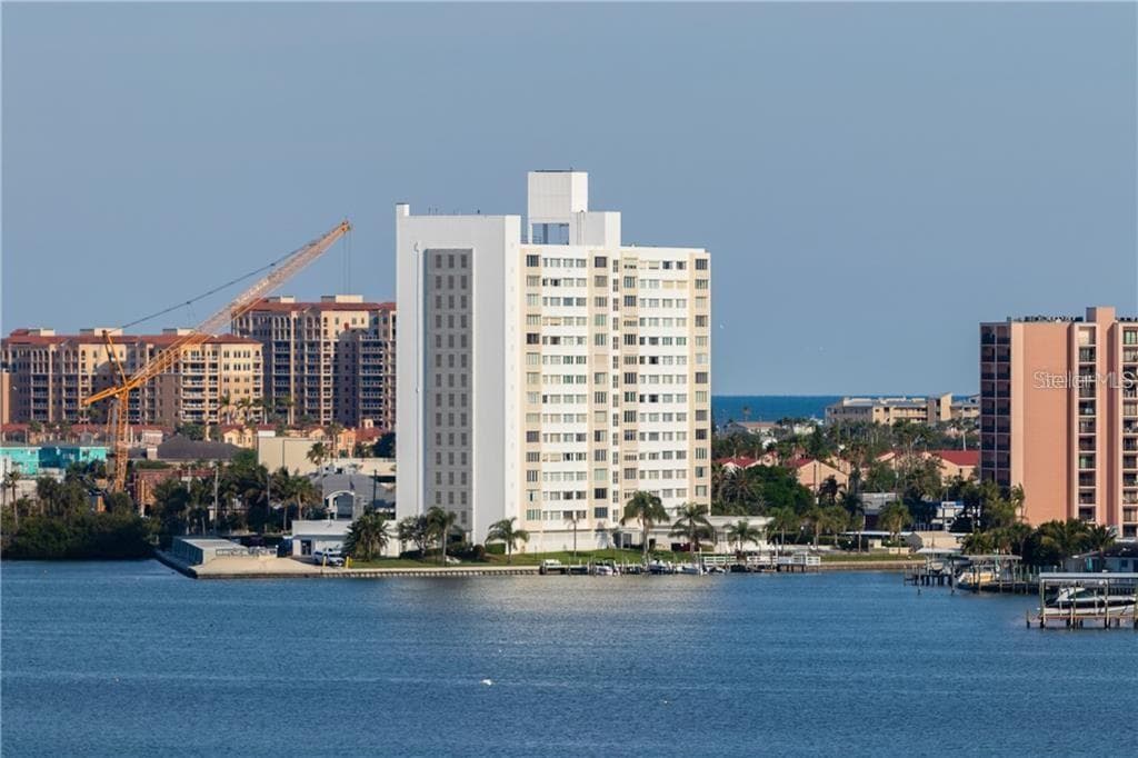 31 ISLAND WAY #408 1