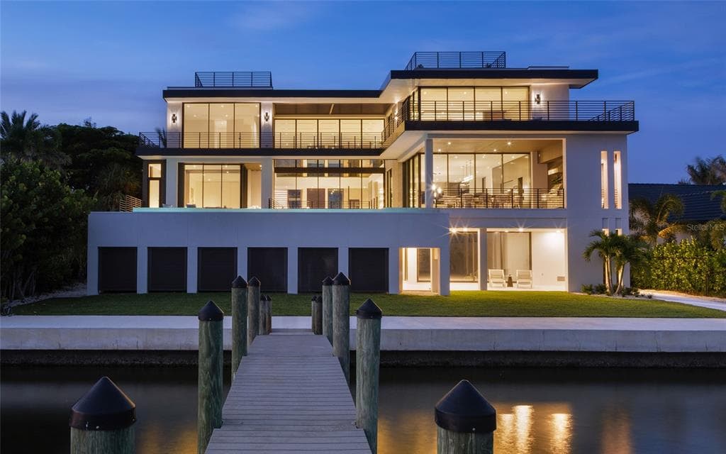 388 S SHORE DRIVE photo 3