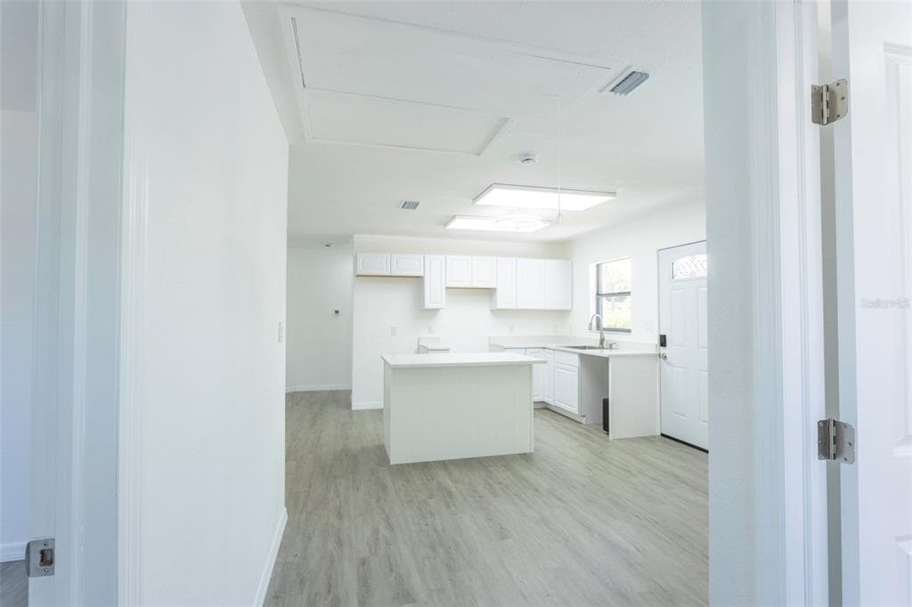14820 ATLANTIC AVENUE photo 8