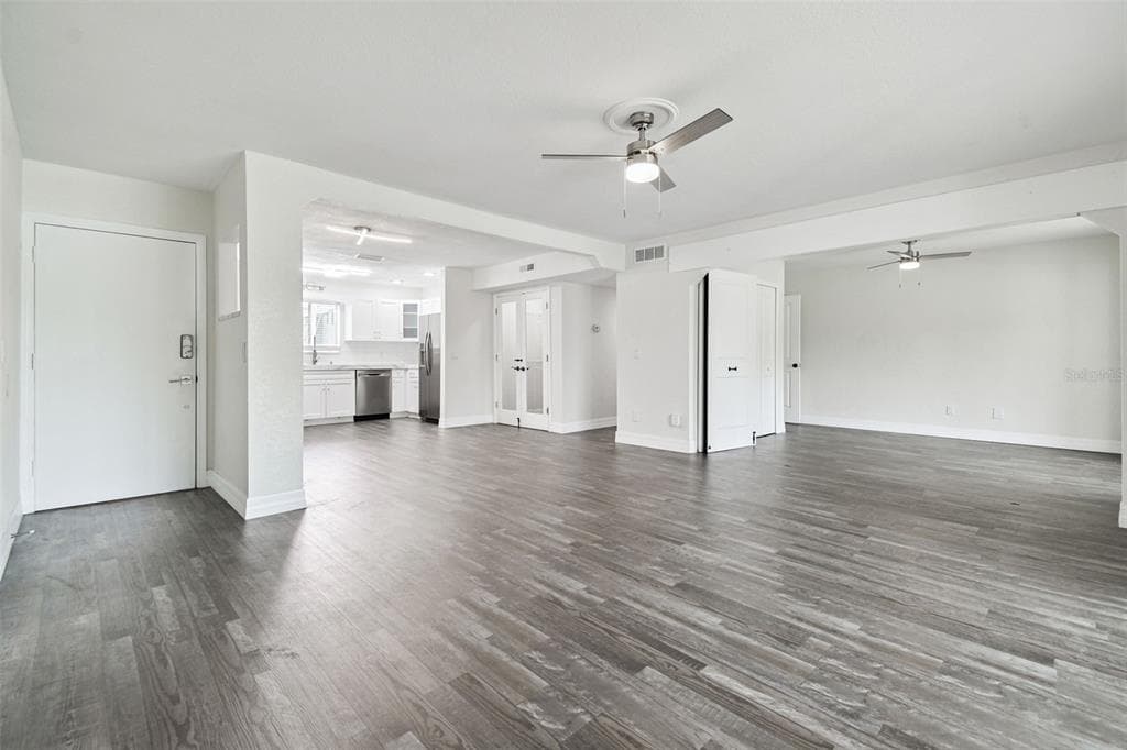 4036 CORTEZ DRIVE A photo 8