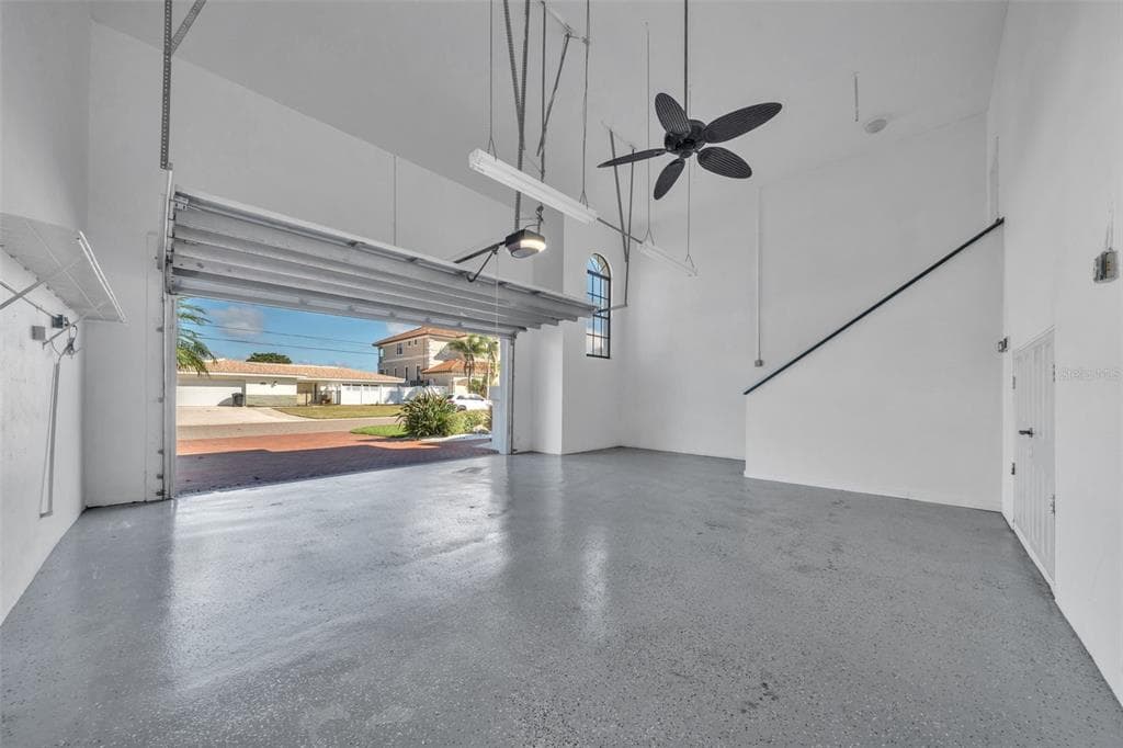 112 LEEWARD ISLAND photo 22