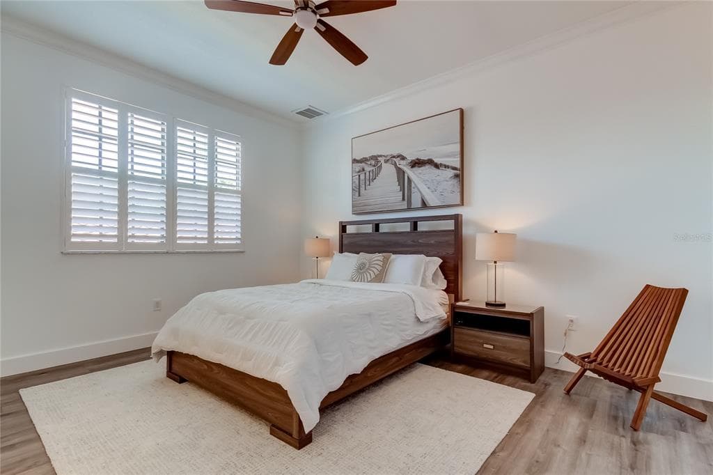 112 LEEWARD ISLAND photo 14