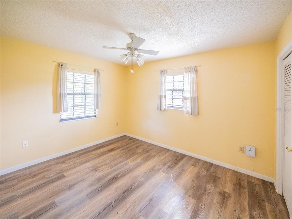 55746 CARROL STREET photo 6