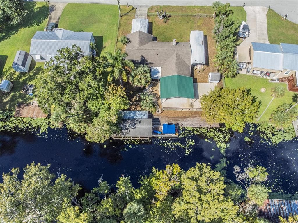 55746 CARROL STREET photo 8