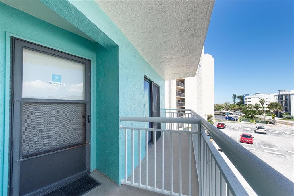 19440 GULF BOULEVARD 209 photo 3