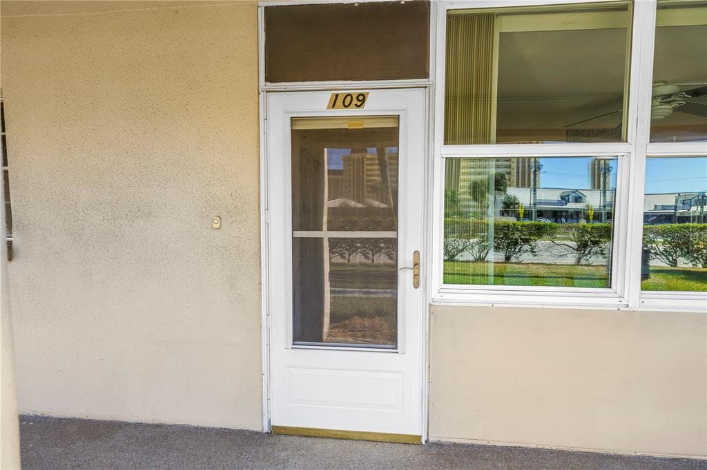 4455 DUHME ROAD 109 photo 2