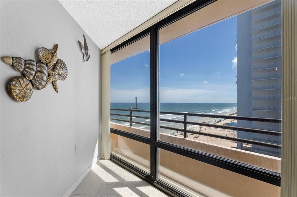 3023 S ATLANTIC AVENUE 6060 photo 13