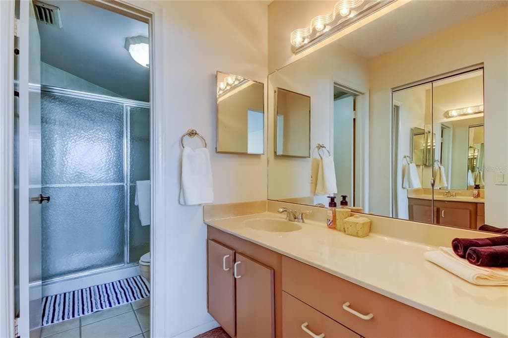 6218 PALMA DEL MAR BOULEVARD S 606 photo 10