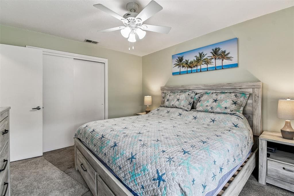 5116 BEACH DRIVE SE D photo 23