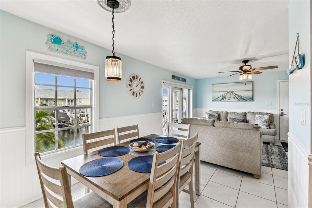 5116 BEACH DRIVE SE D photo 19