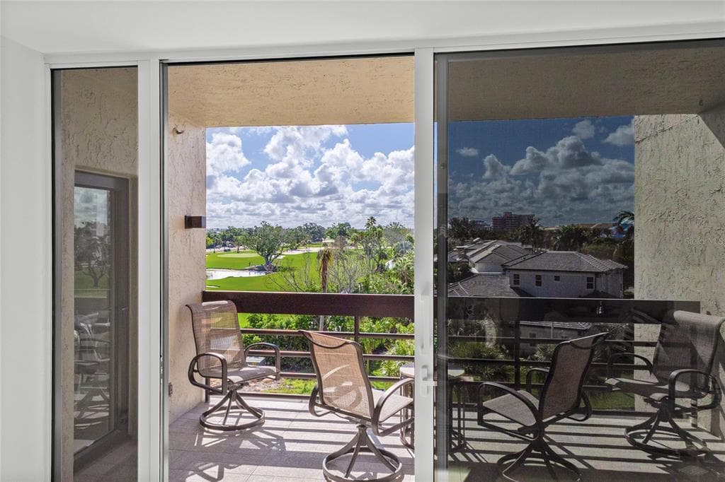 1065 GULF OF MEXICO DRIVE 402 photo 9