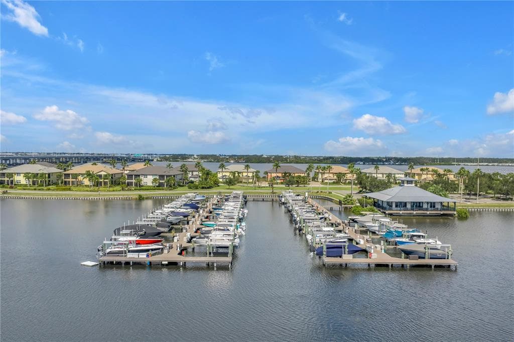1030 TIDEWATER SHORES LOOP #406 3